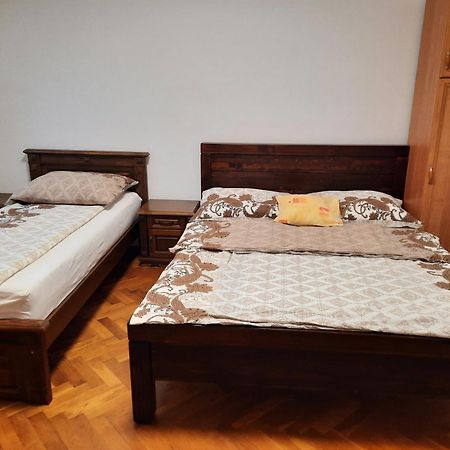 Farkas Szálló Barand Exterior foto