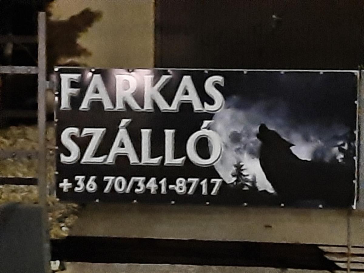 Farkas Szálló Barand Exterior foto